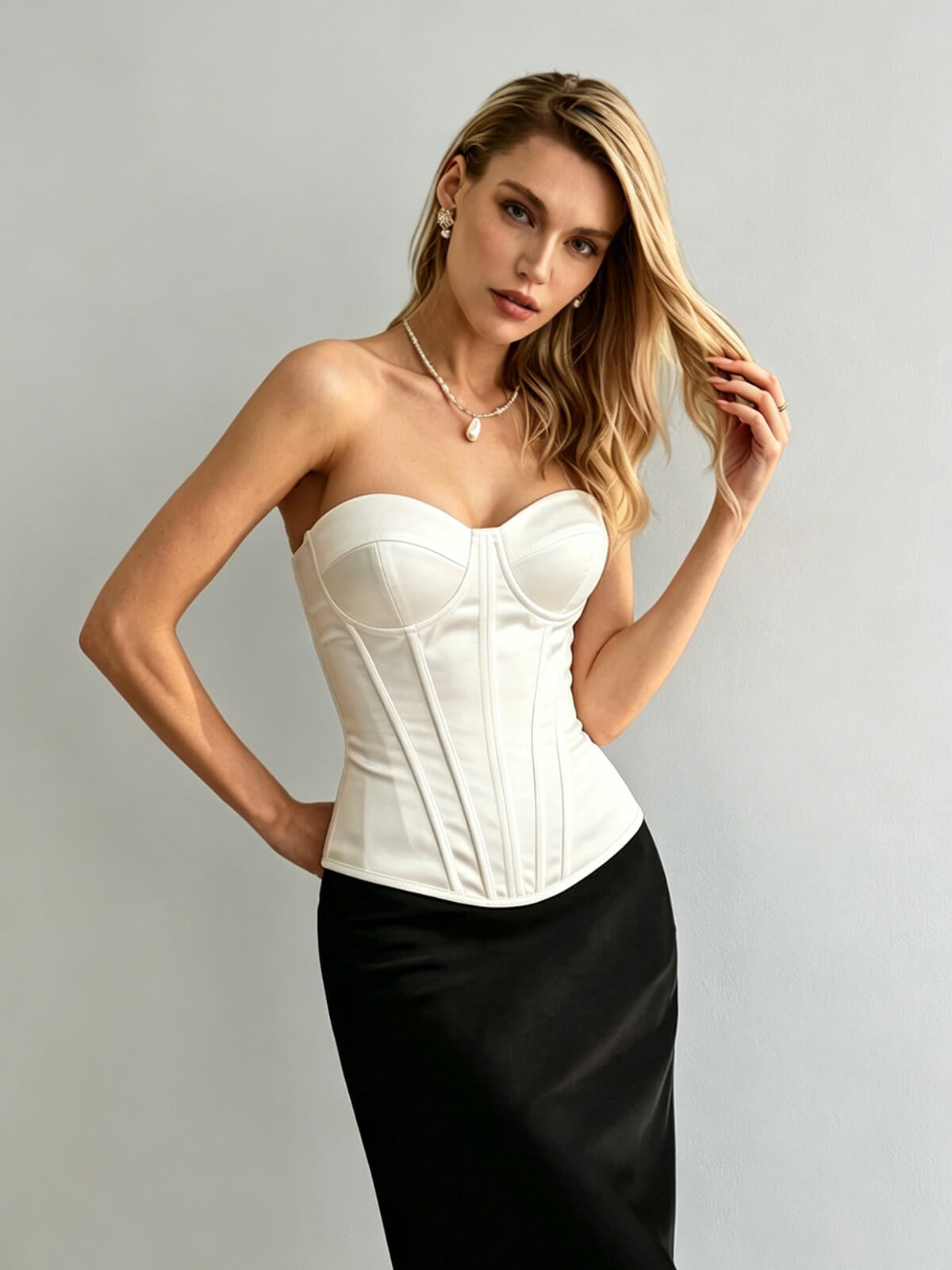 Scottie Satin Corset - White