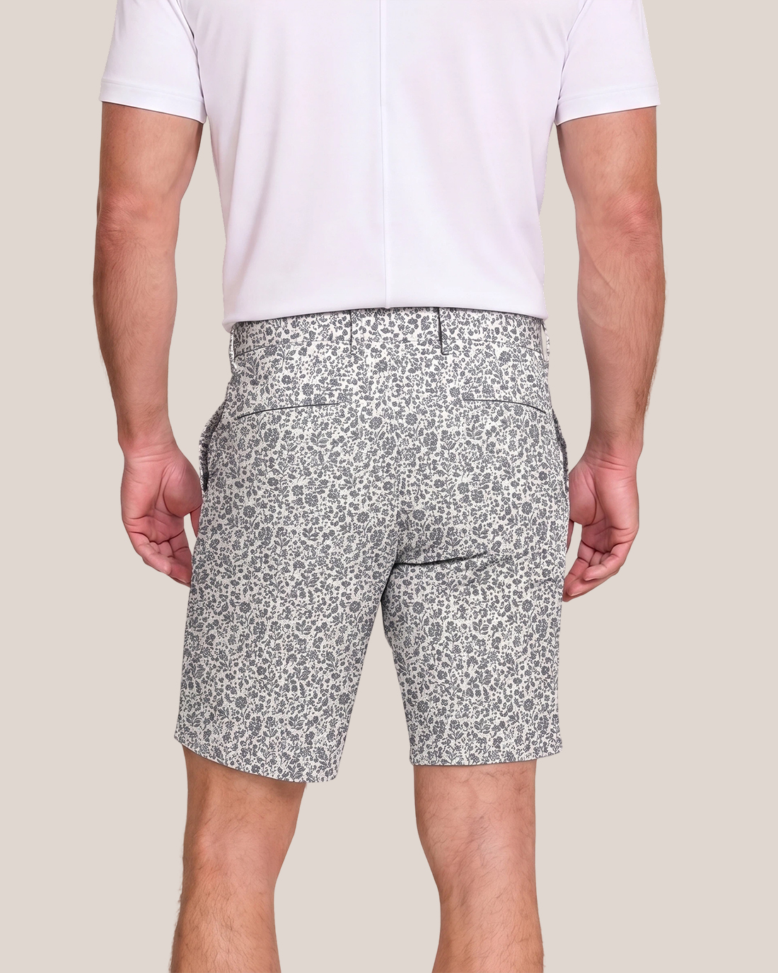 Men's Off-white Base Gray Ditsy Floral Regular Fit Minimalist Casual Shorts