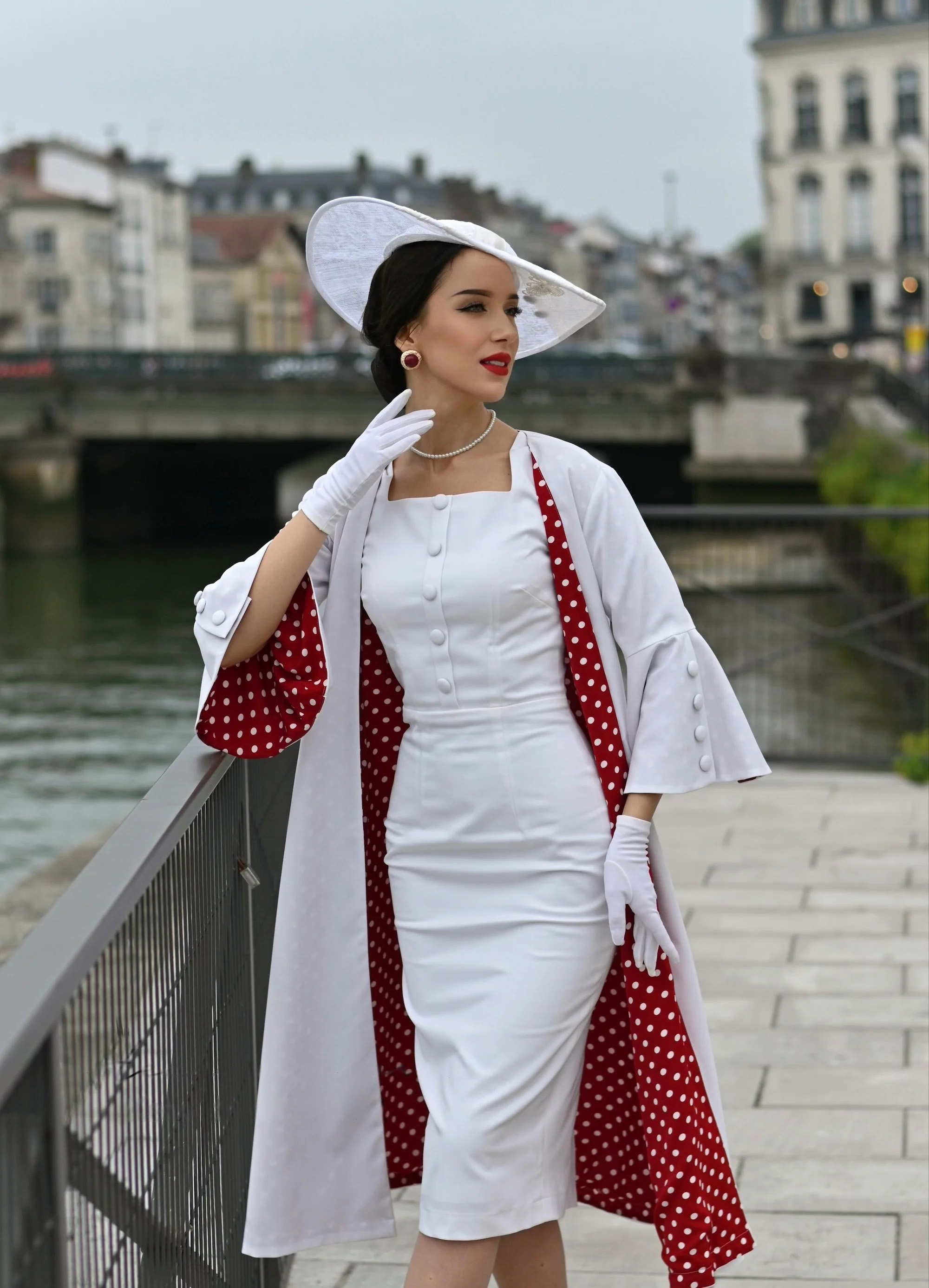 White Vintage Coat Dress Set – Elegant Retro Two-Piece Outfit