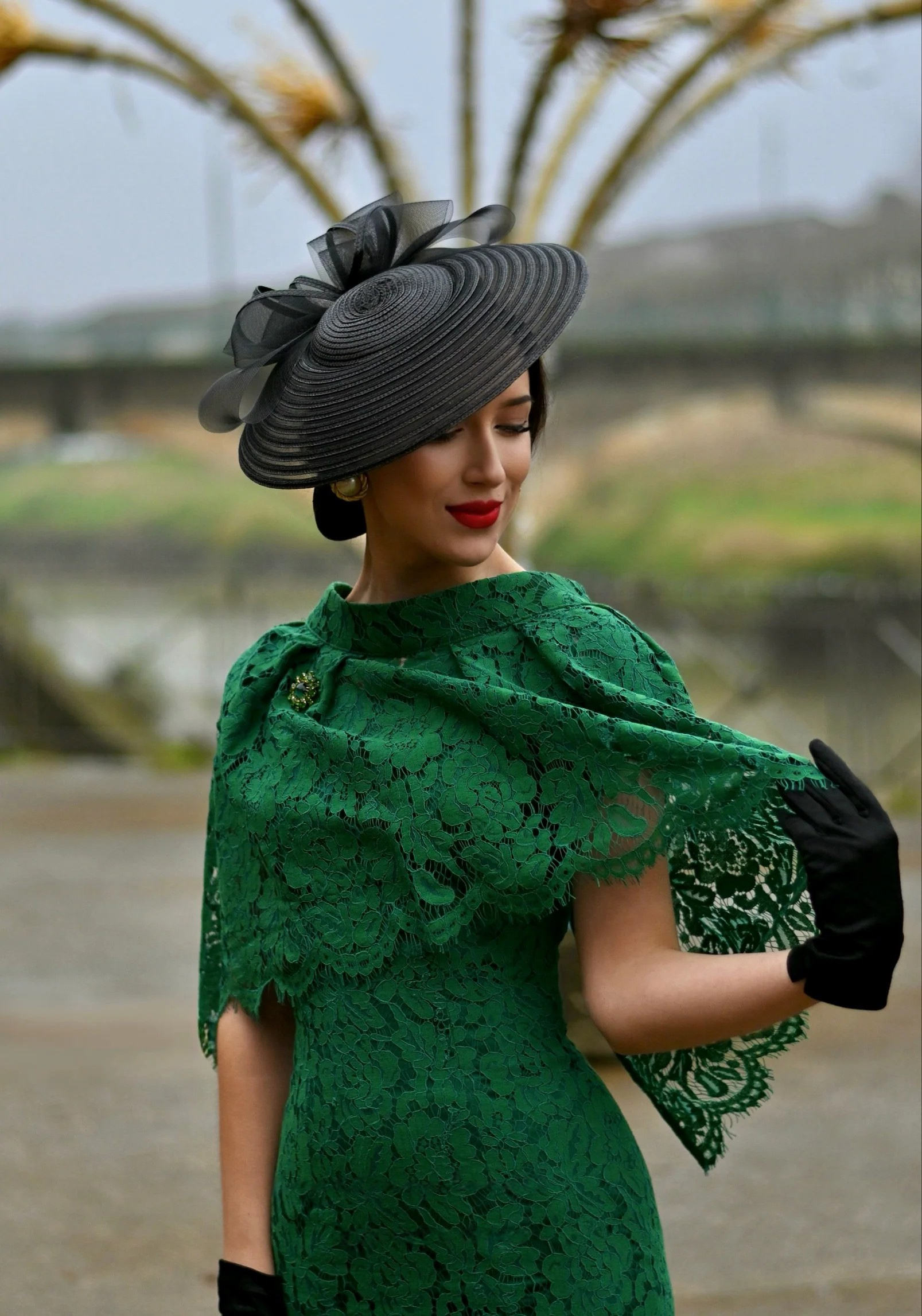 Green Lace Cape Retro Dress
