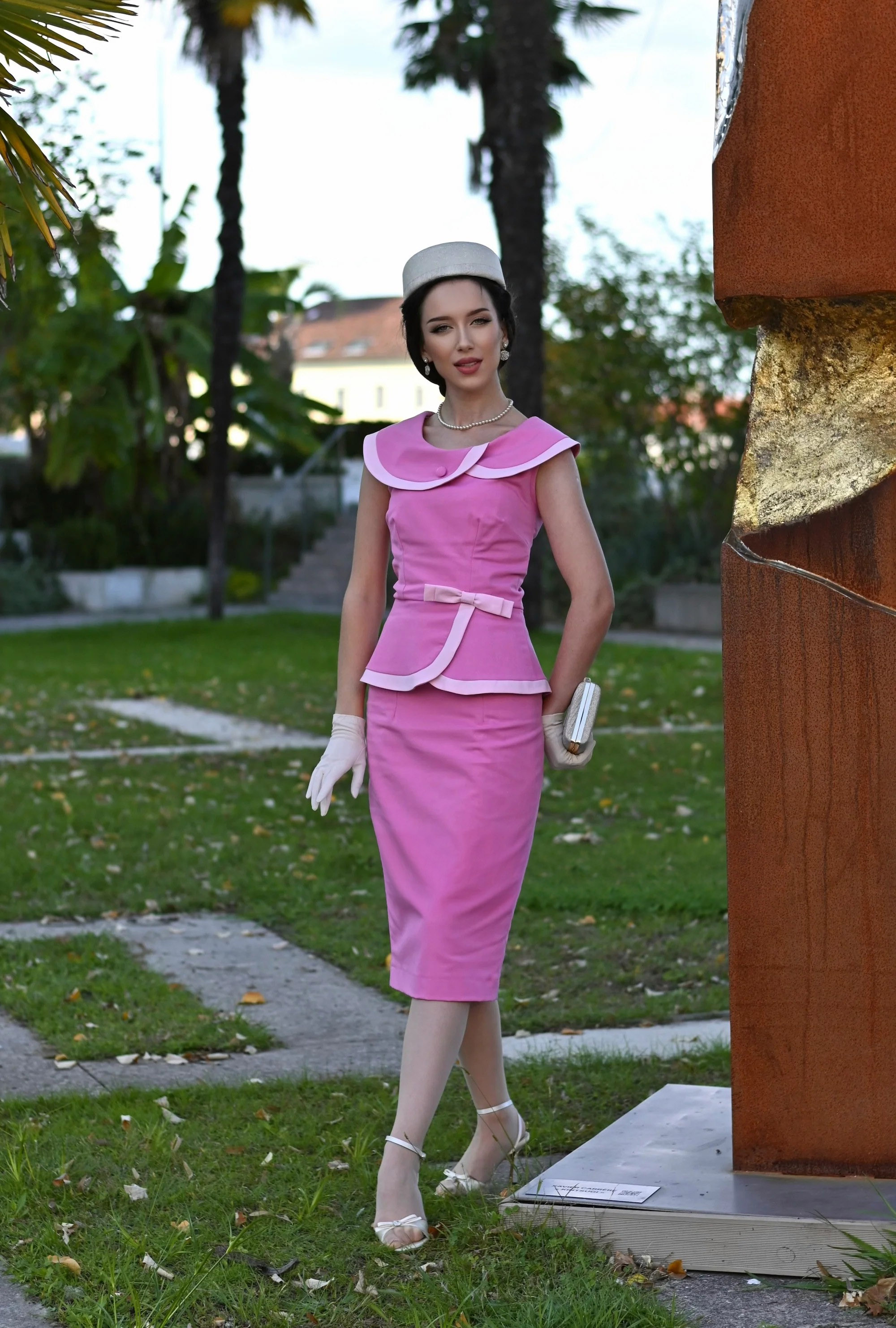 1950s Vintage Suit Set – Elegant Pencil Skirt Outfit