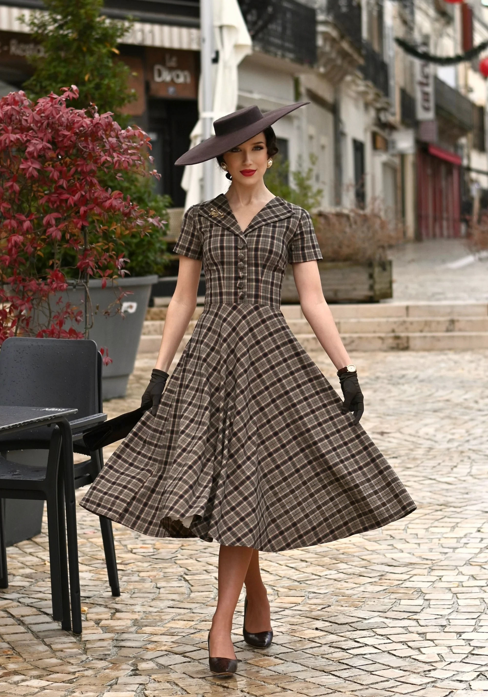 1950s Plaid Vintage Dress – Snatched Waist Retro Swing Dress