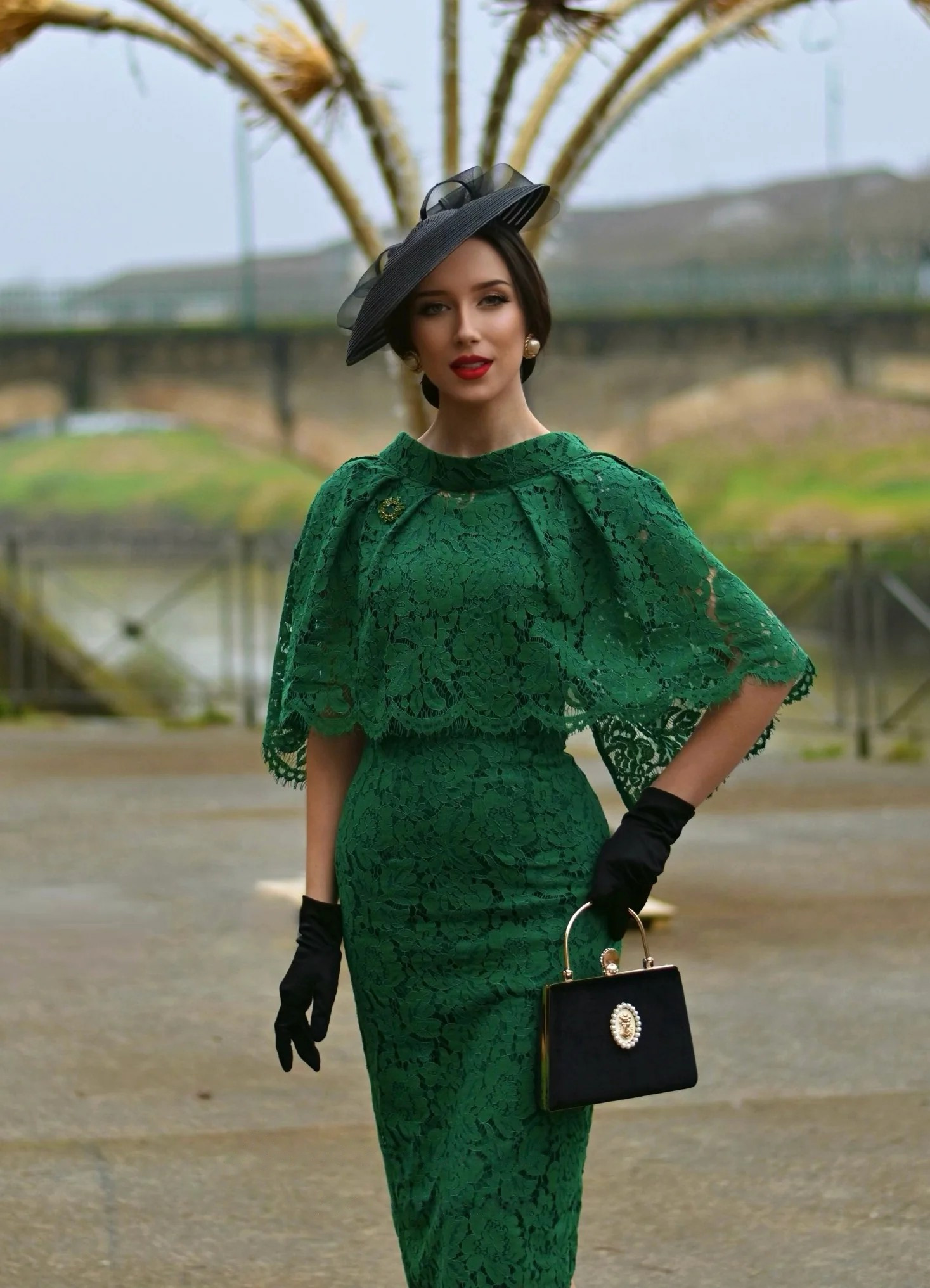 Green Lace Cape Retro Dress