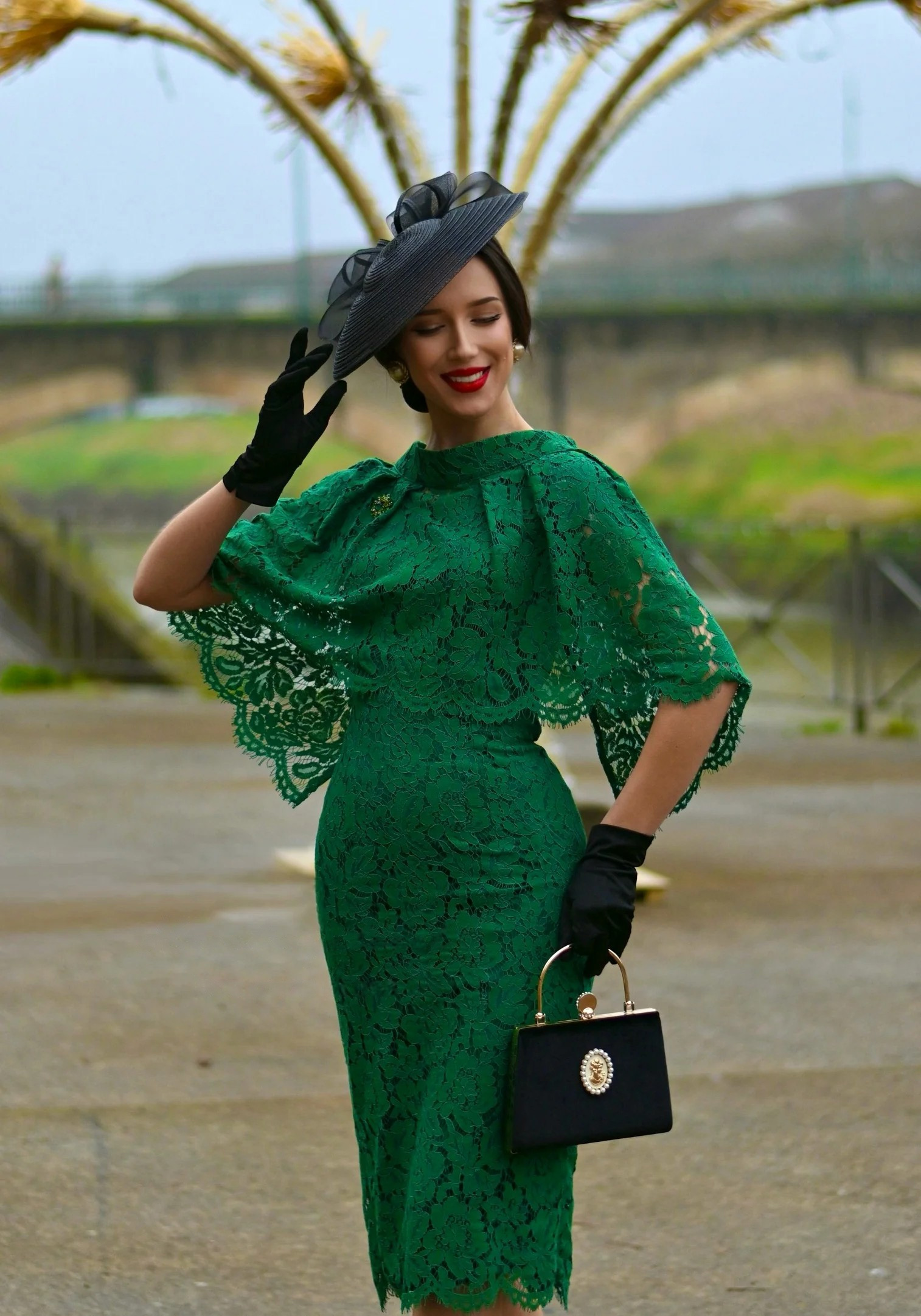 Green Lace Cape Retro Dress