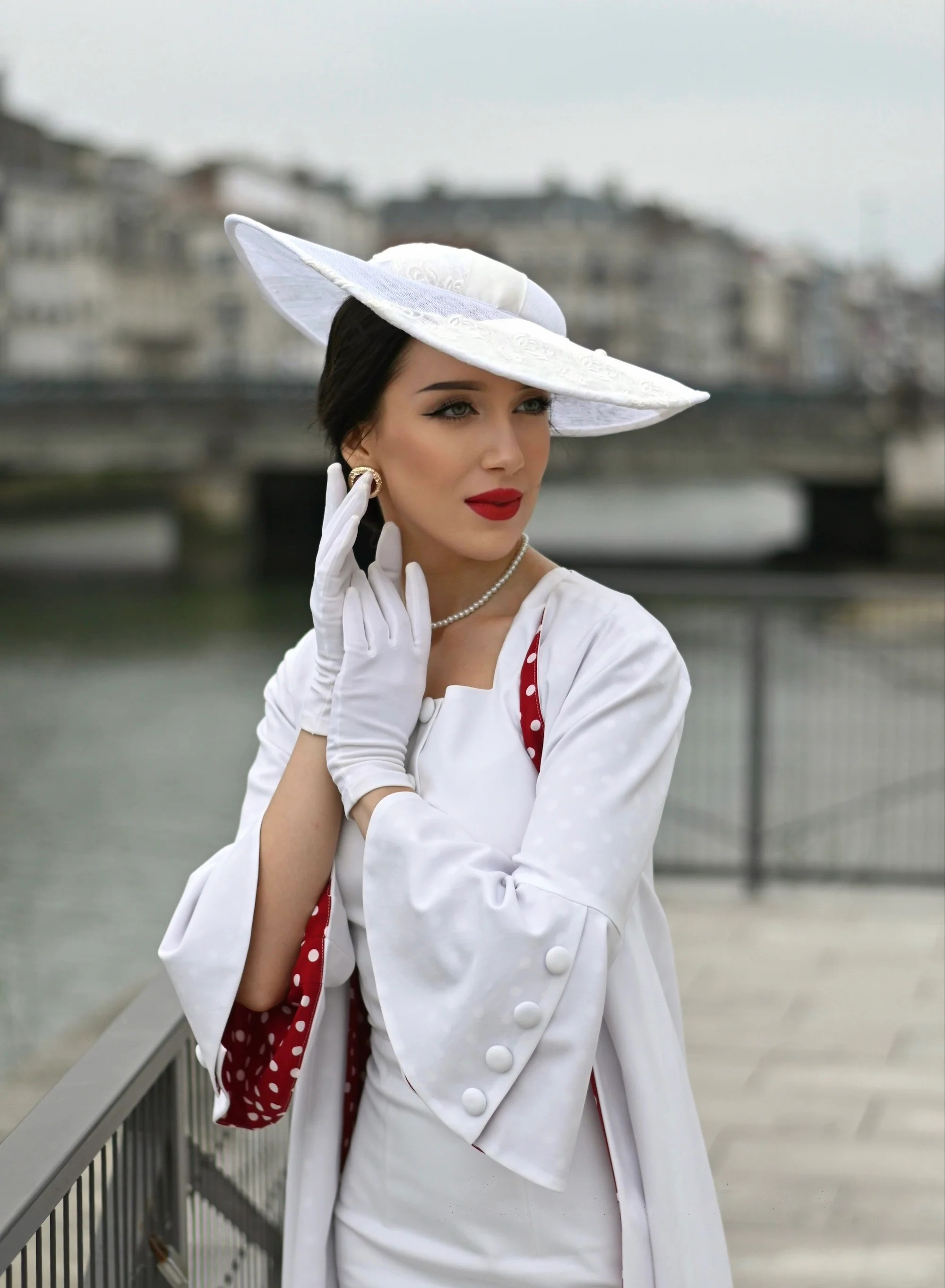 White Vintage Coat Dress Set – Elegant Retro Two-Piece Outfit