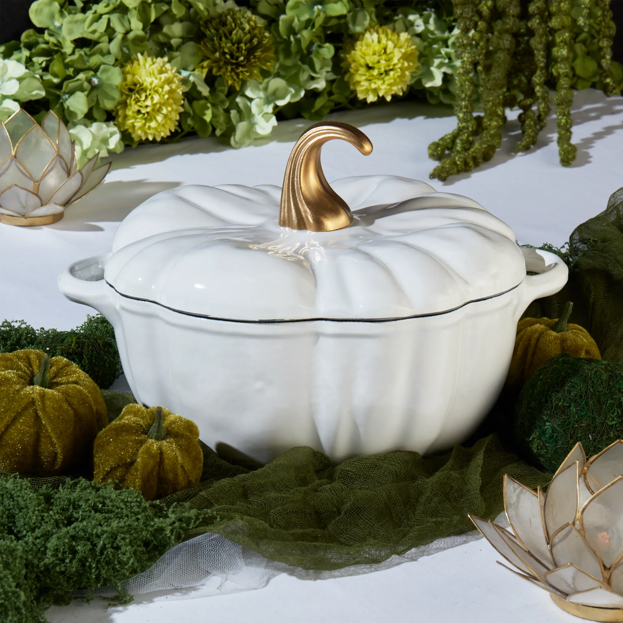 2-Quart / 4-Quart Enameled Cast Iron Pumpkin Dutch Ovens, Orange