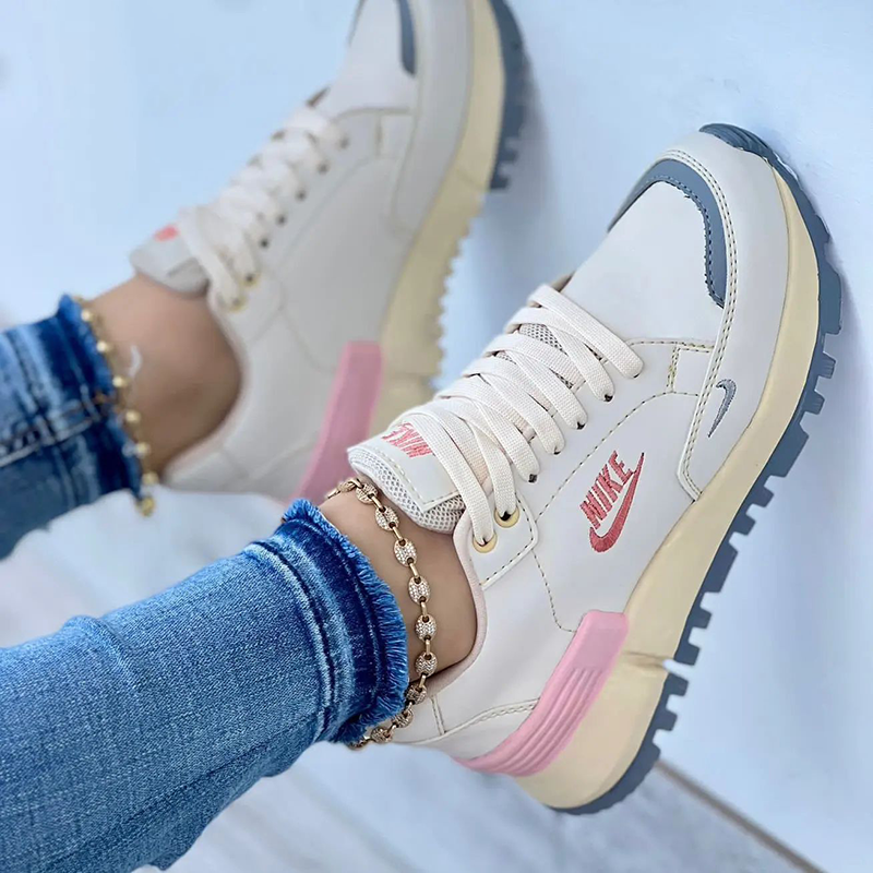 Módne dámske topánky NIKE® 2026