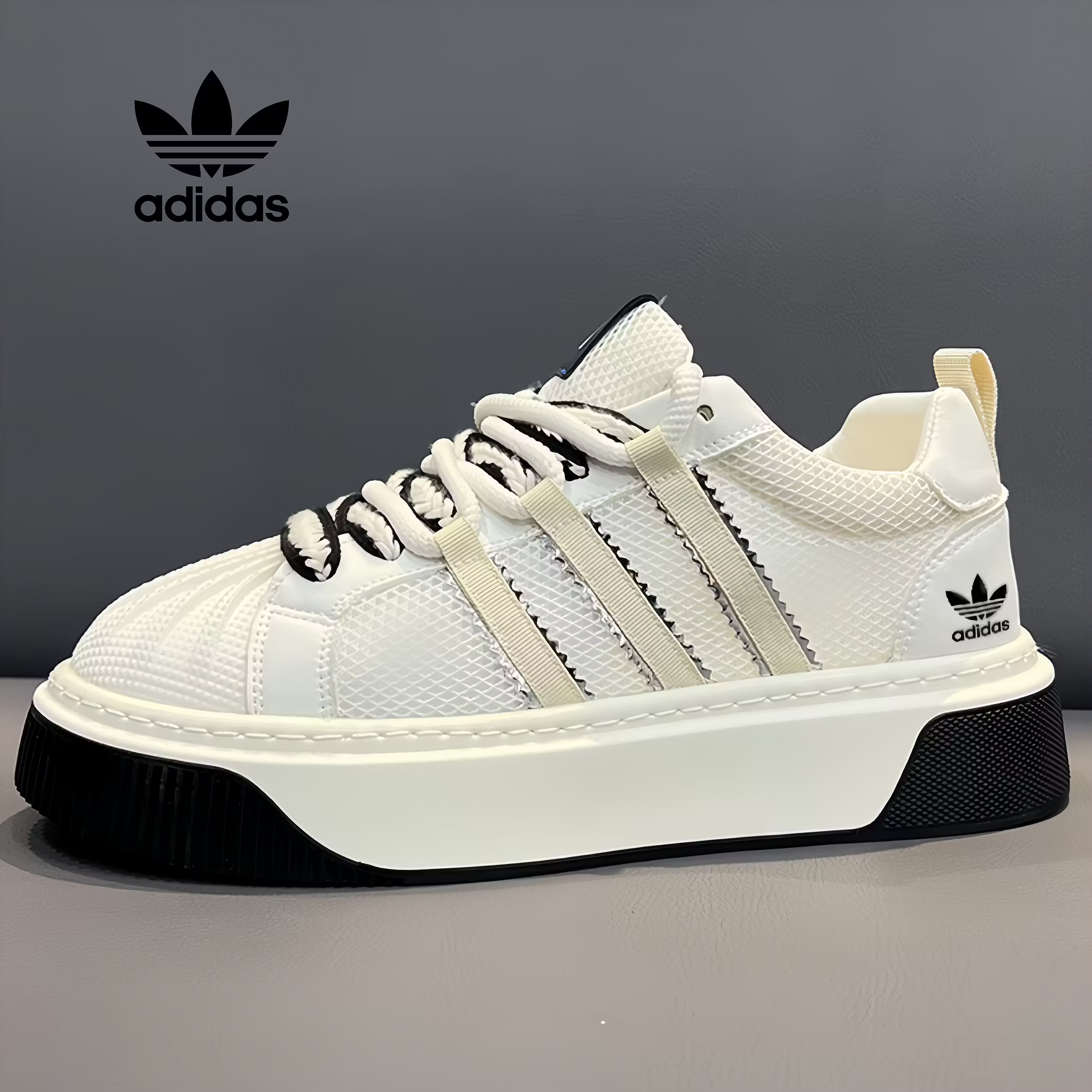 Adidas Buty Rekreacyjne z Muszlą na Przodzie i Podwyższoną Podeszwą
