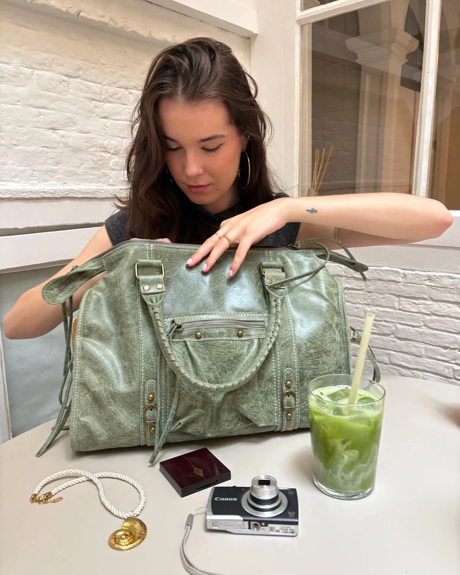 Torebka damska It Girl w stylu vintage z frędzlami