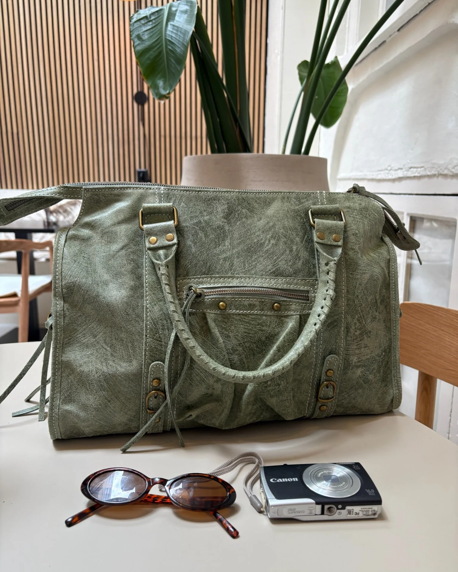 Torebka damska It Girl w stylu vintage z frędzlami