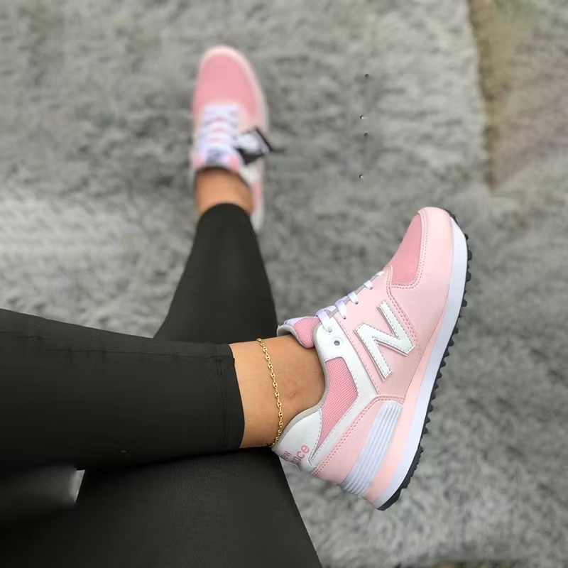Modne damskie wsuwane buty New Balance z grubą podeszwą