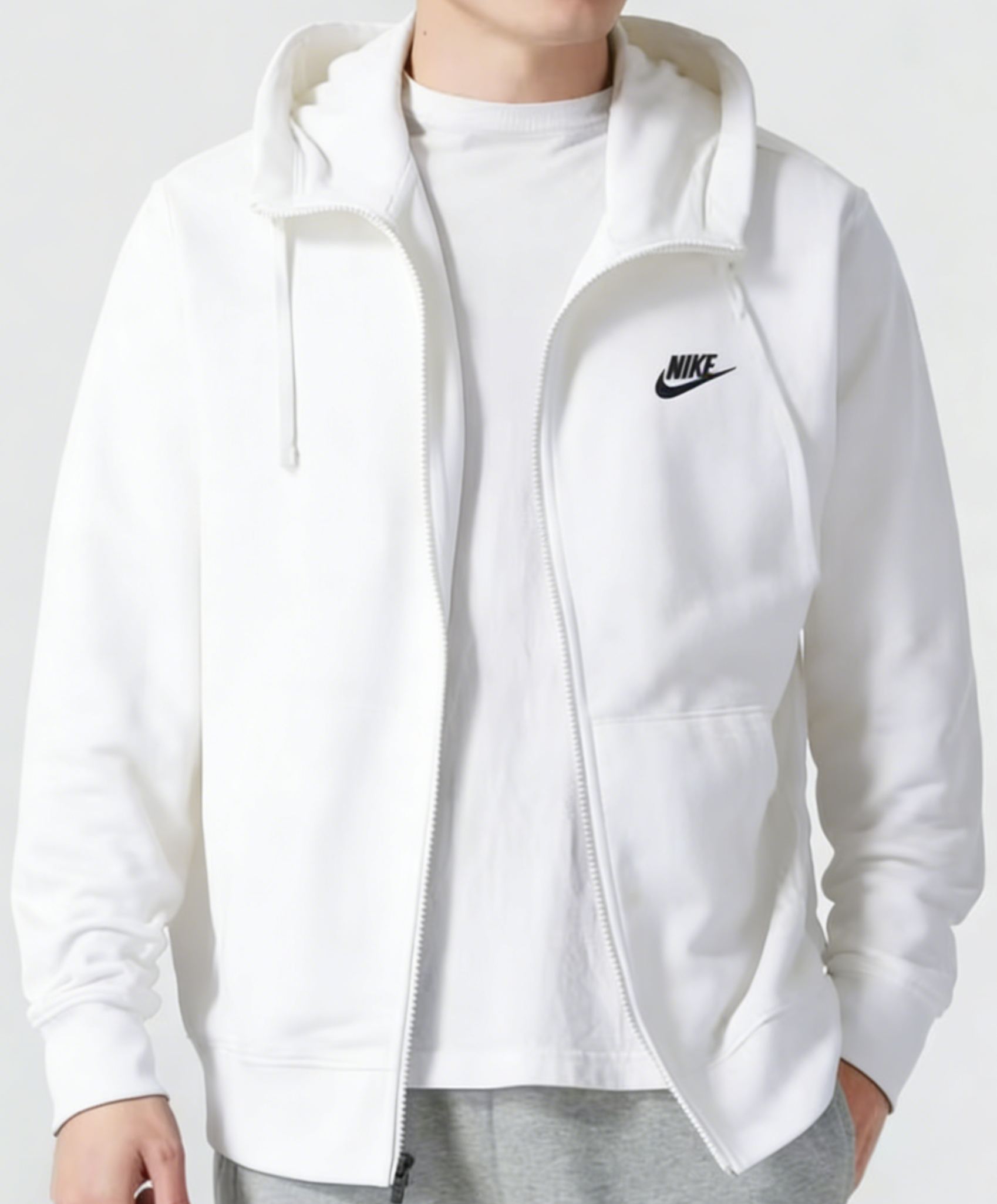 Nike® Bluza Sportowa z Kieszeniami – Ochrona przed Wiatrem i Chłodem