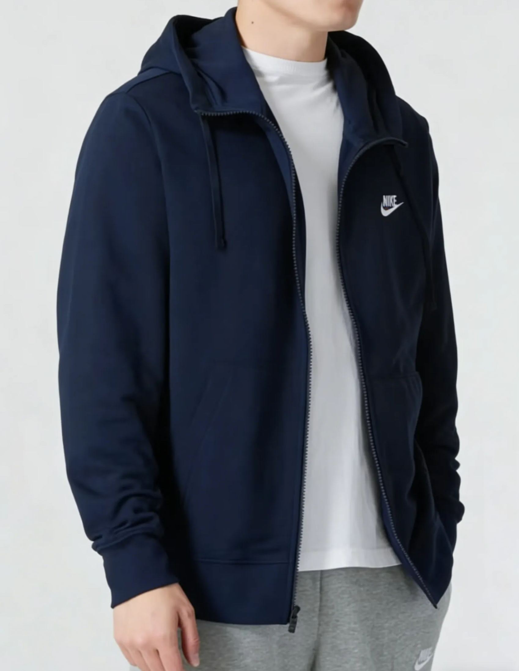 Nike® Bluza Sportowa z Kieszeniami – Ochrona przed Wiatrem i Chłodem