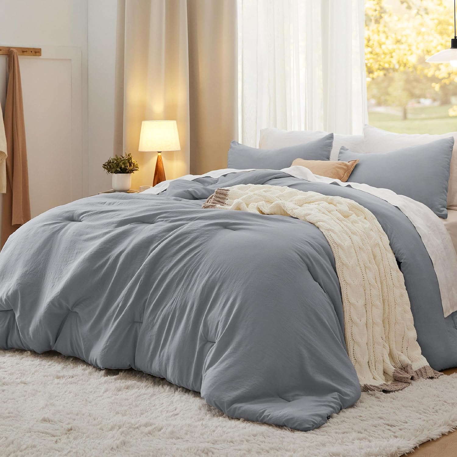 Queen Comforter Set