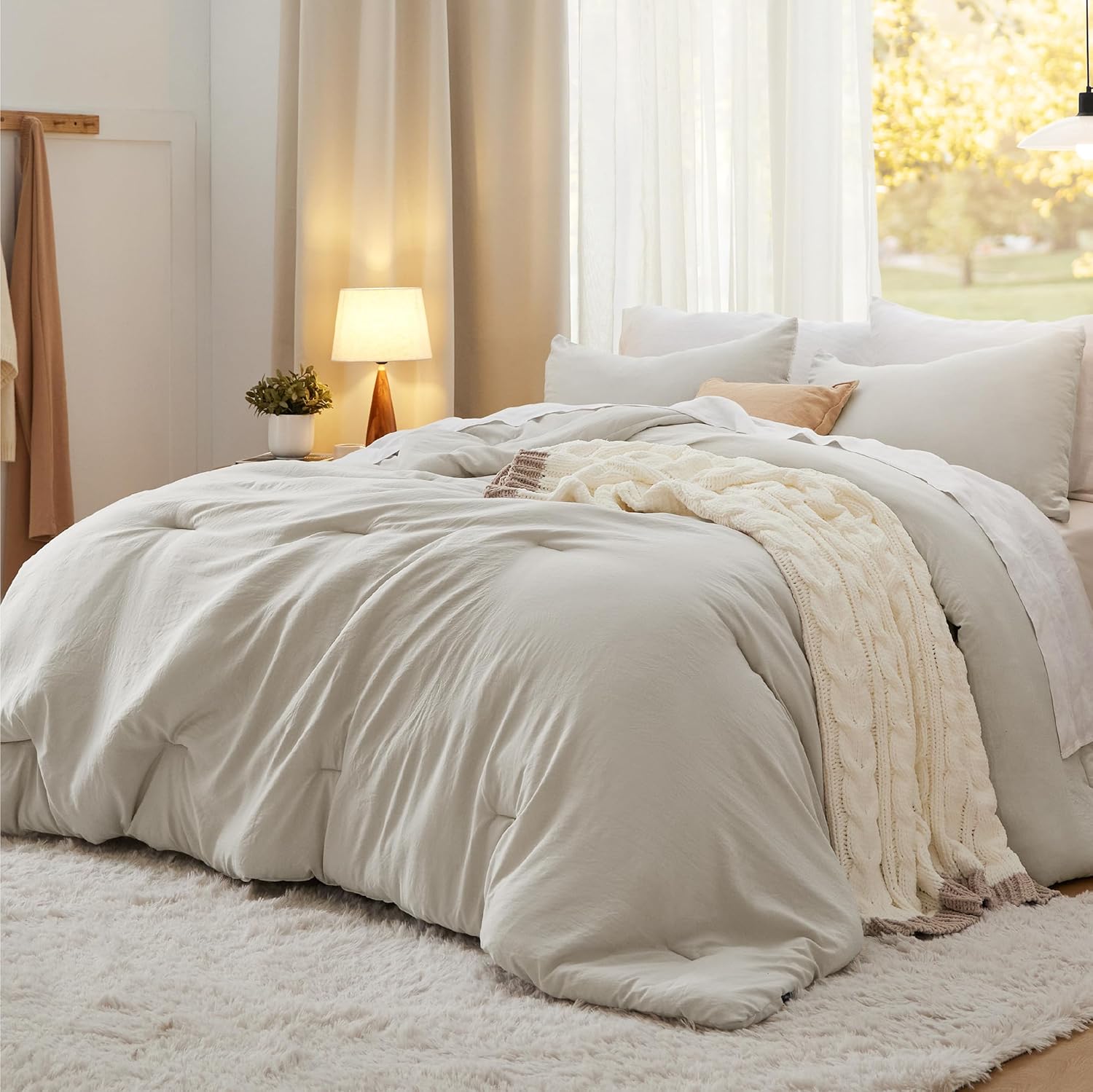 Queen Comforter Set