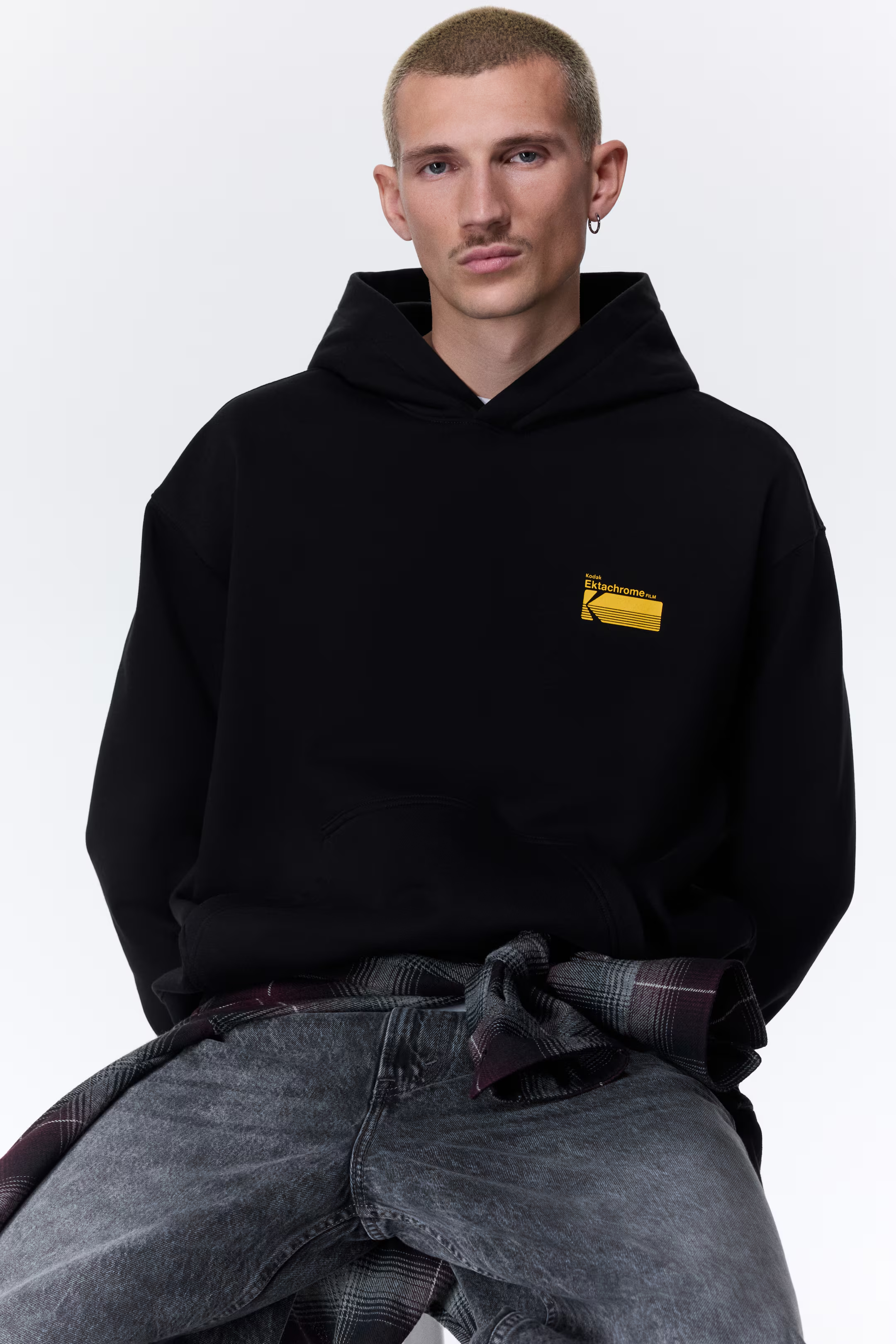 Nyomott mintás kapucnis felső Loose Fit