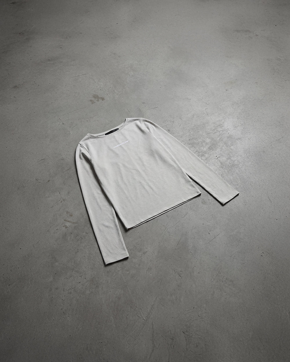 ESSENTIAL LONGSLEEVE TEE GREY