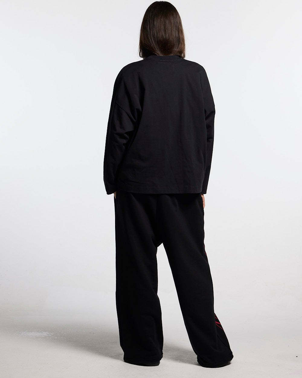 SCRIPT LONGSLEEVE BLACK