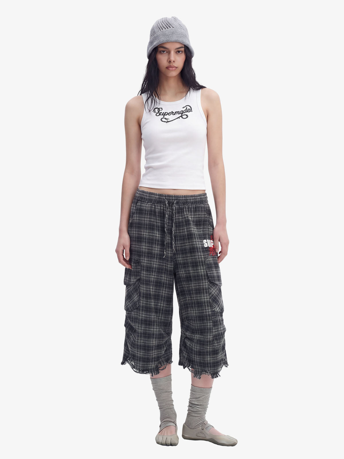 Plaid Linen-Blend Distressed Cargo Cropped Pants