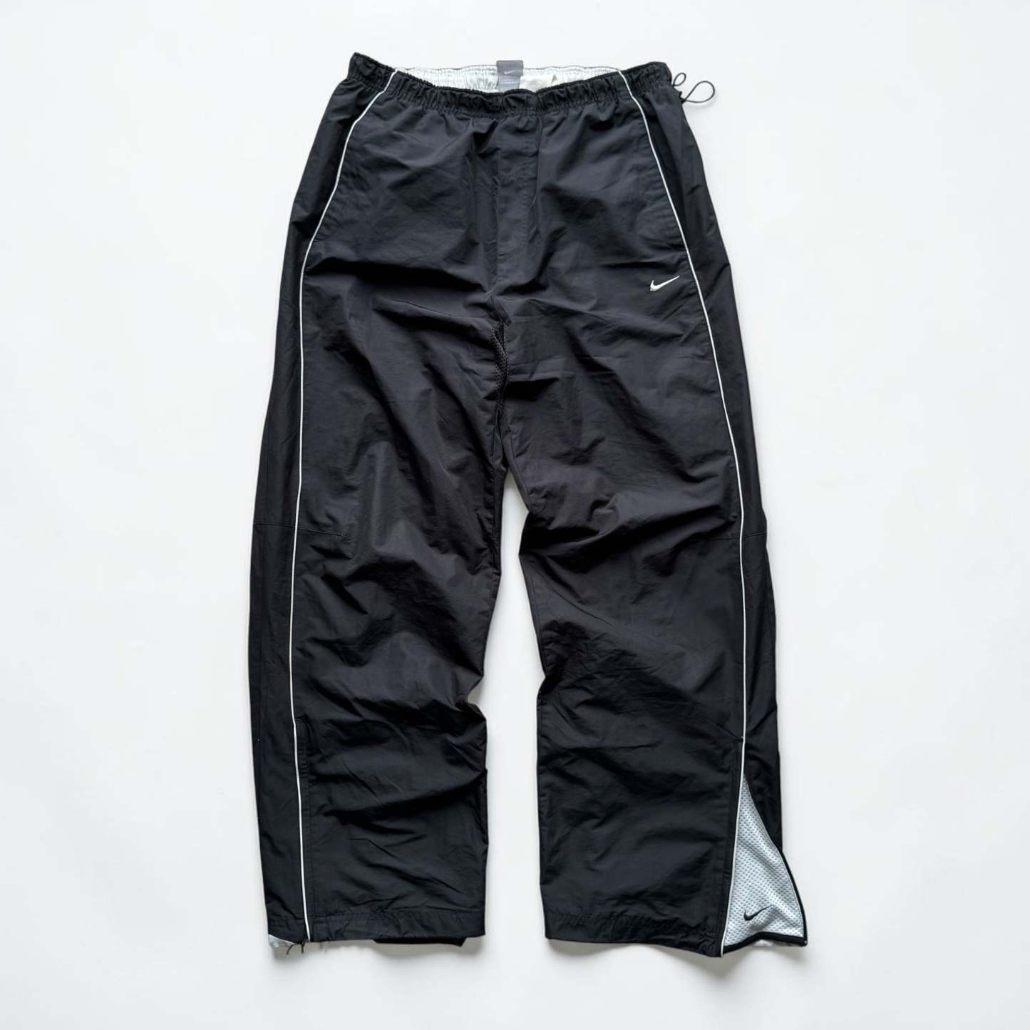 SUPER RARE 2000s Baggy Nike Trackpants Black *PREMIUM* - (L)