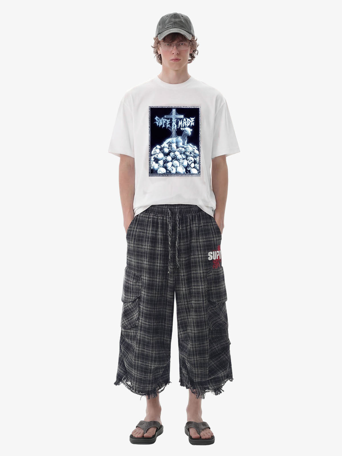 Plaid Linen-Blend Distressed Cargo Cropped Pants
