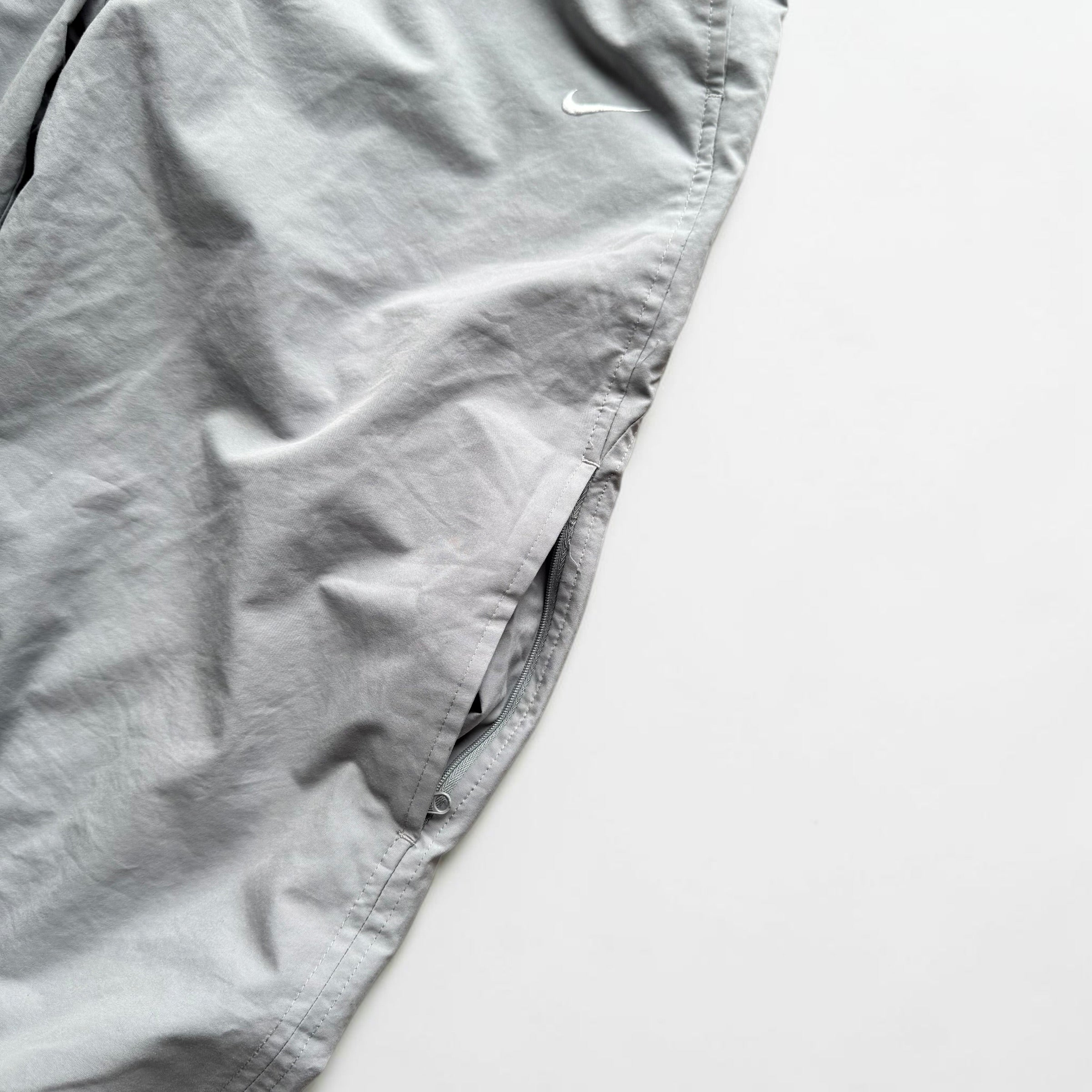 RARE 2000s Nike Trackpants Grey *PREMIUM* - (S)