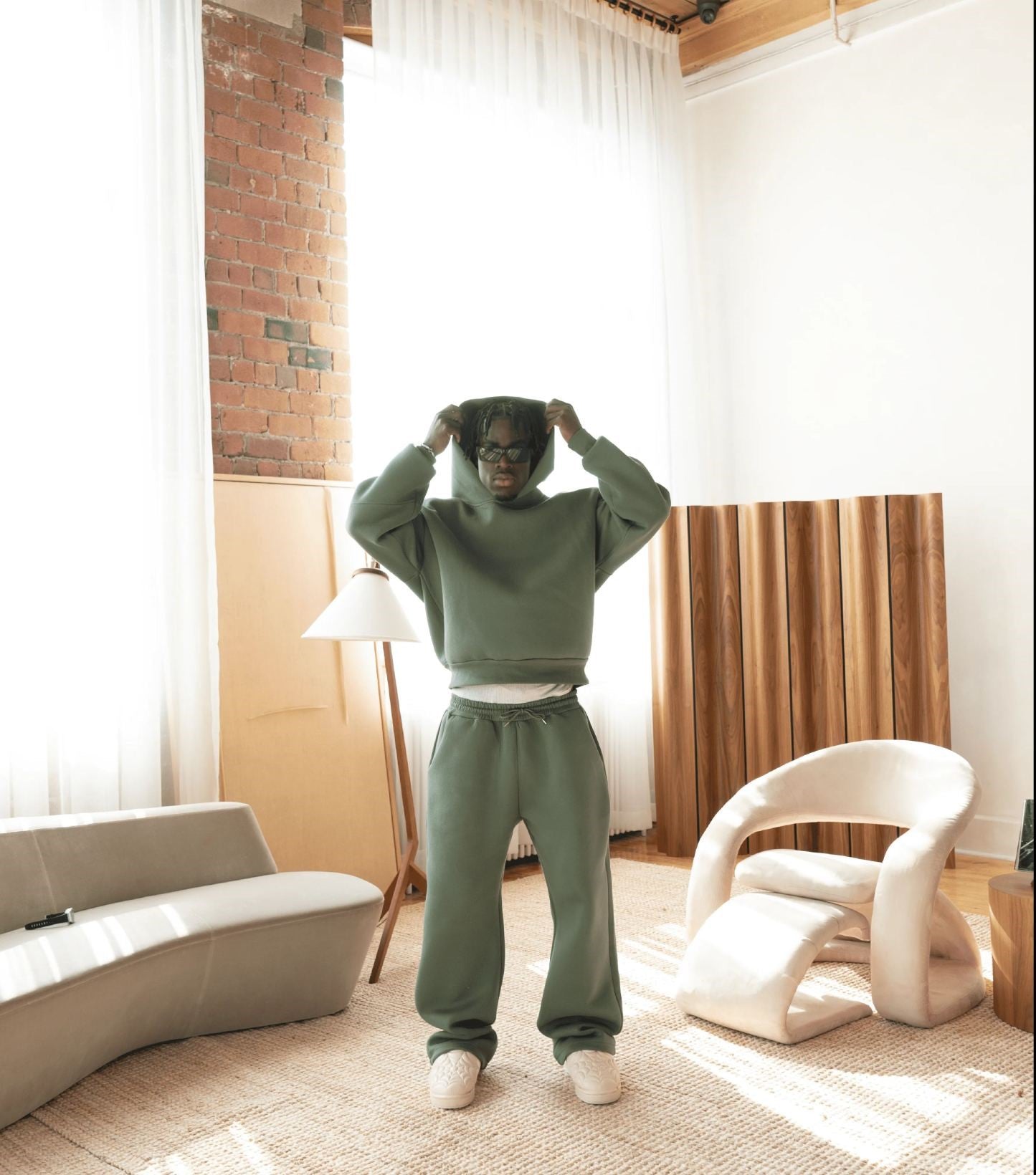 HypeHoodies™️ TrackSuit (Sweatshirt + Hose)