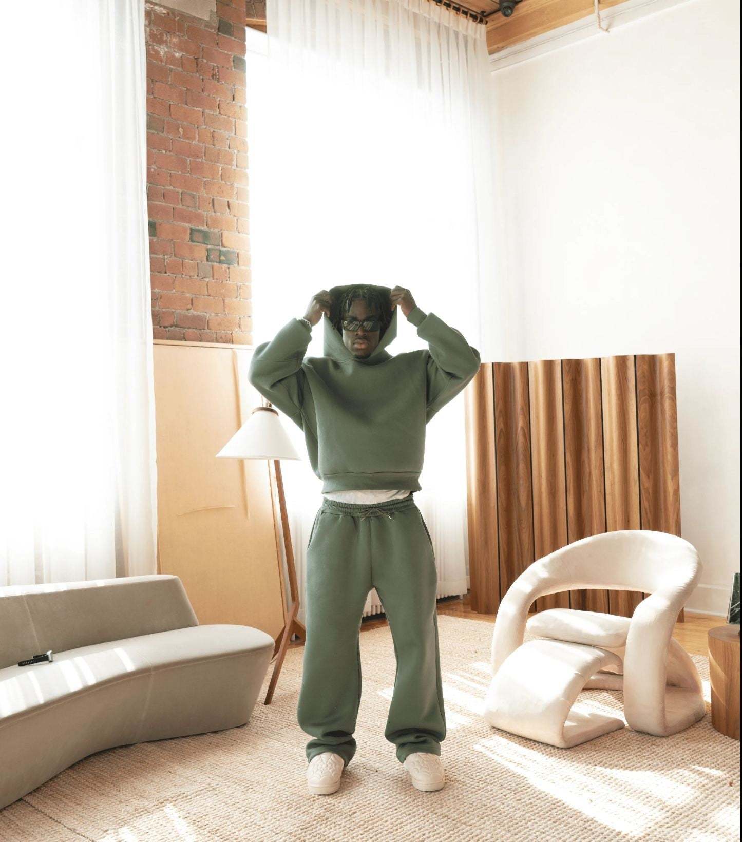 HypeHoodies™️ TrackSuit (Sweatshirt + Hose)
