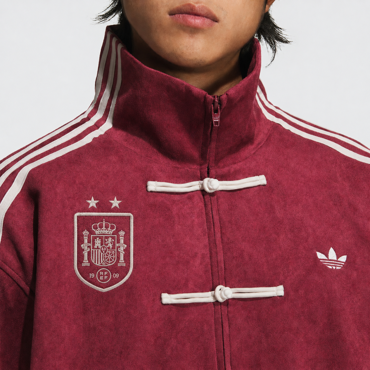 The Viral Chinese Jacket x Espa?a ????