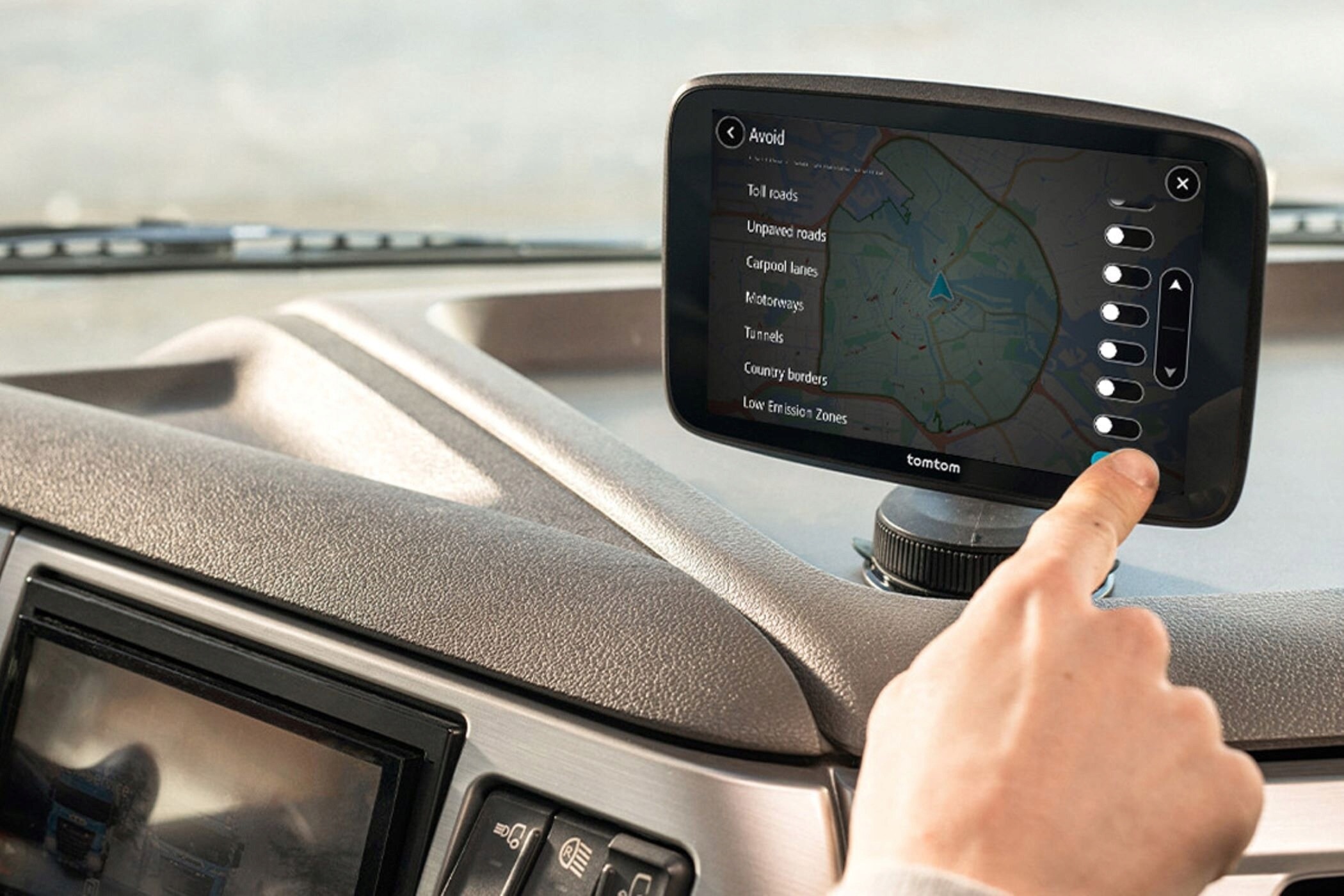 Nawigacja TOMTOM GO Expert 7 Plus HD