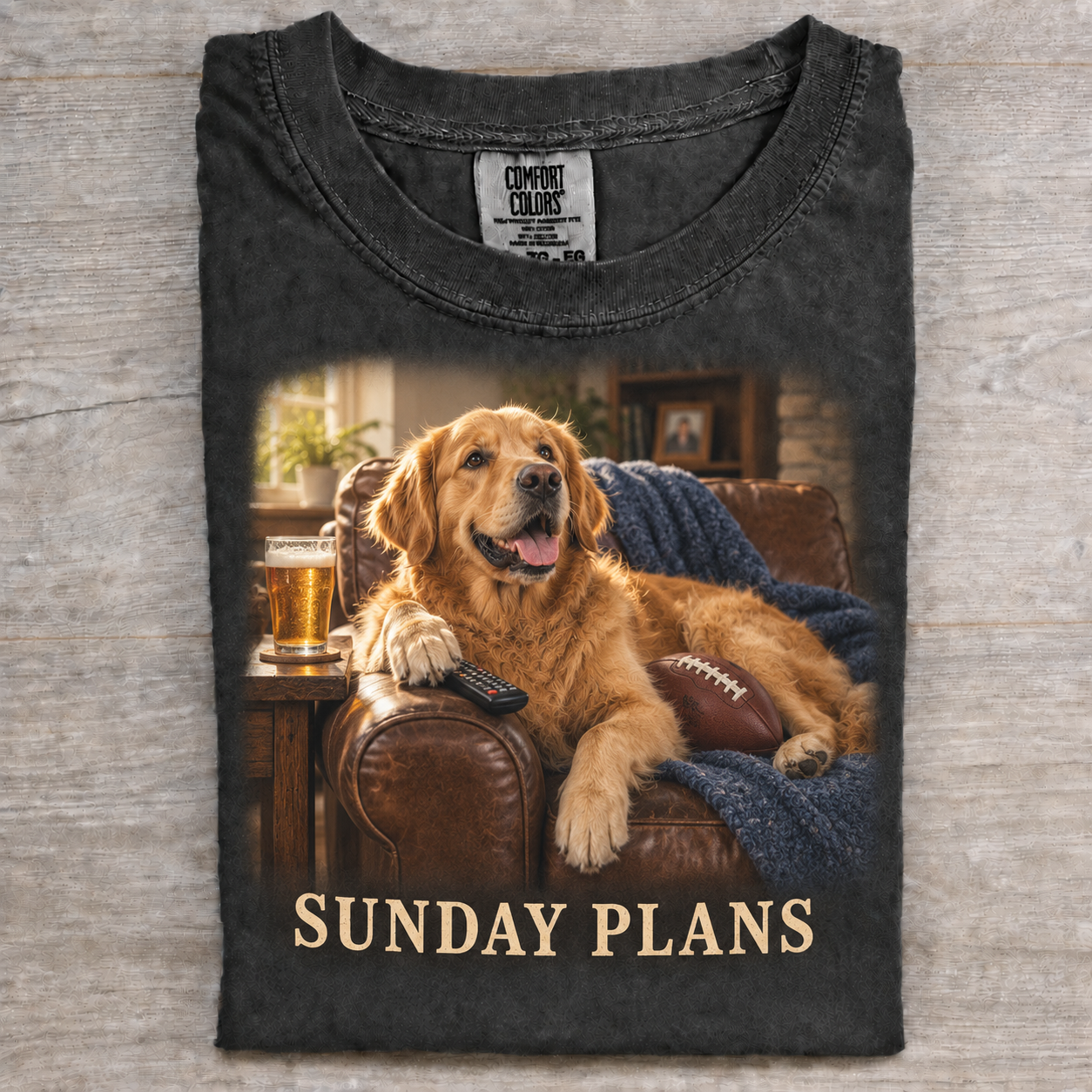 Golden Retriever Sunday Plans Football T-shirt