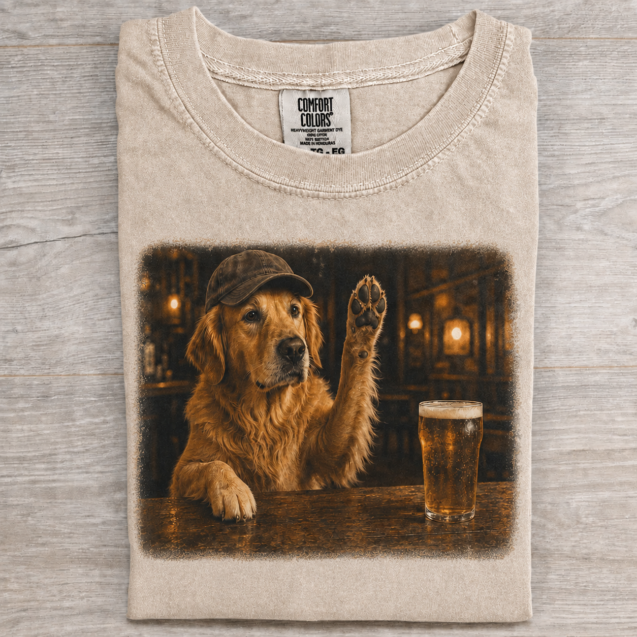 Golden Retriever Calling the Bartender T-shirt - Ivory