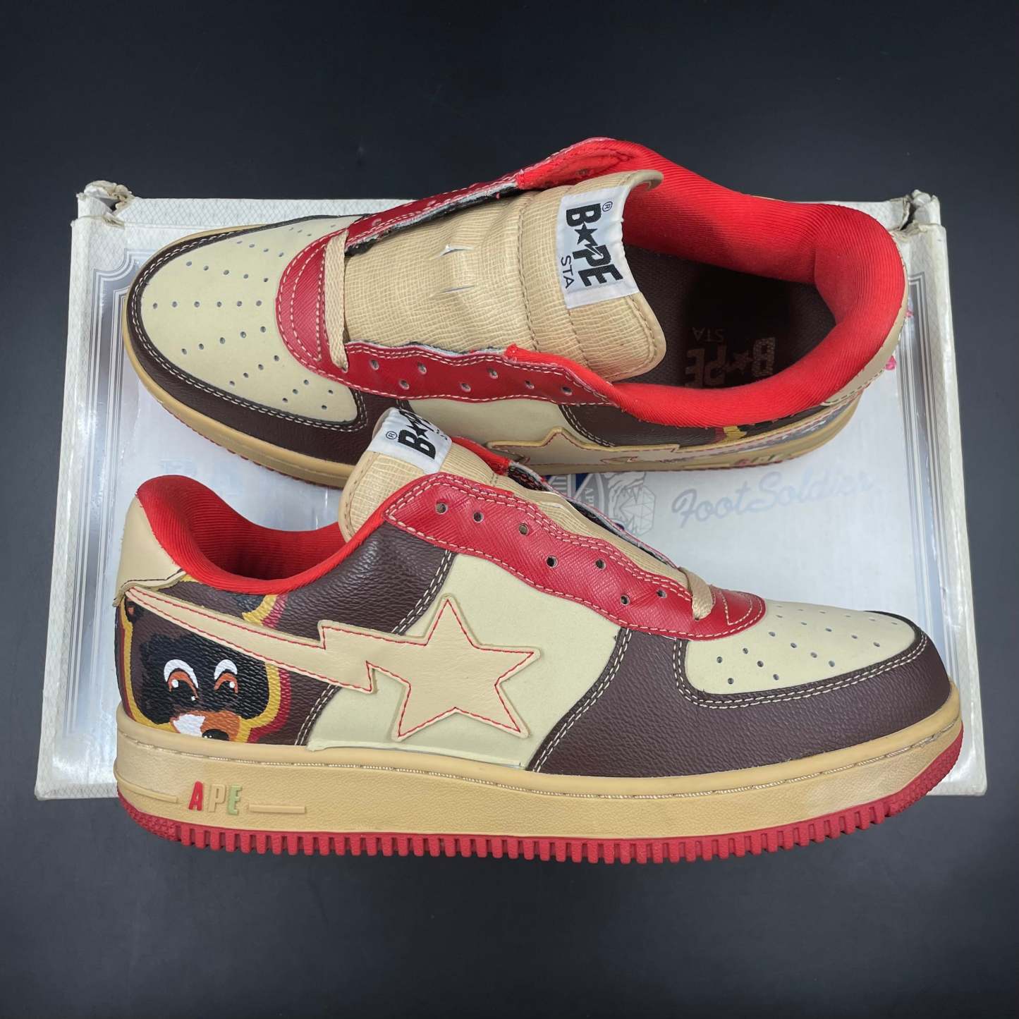 Bapesta College Dropout Kanye West (2006)