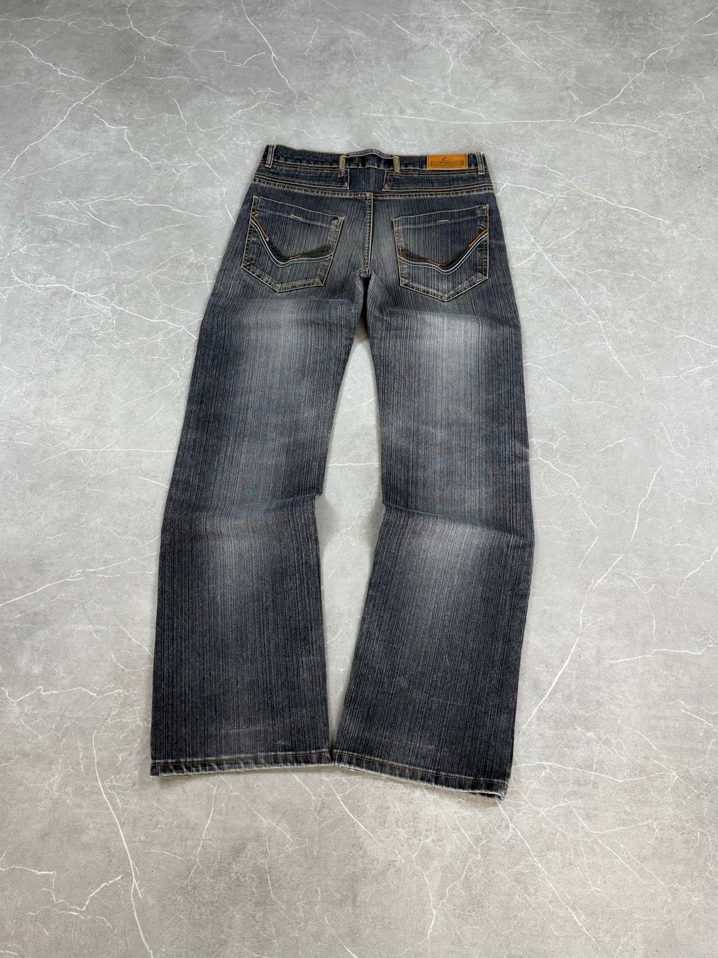 Vintage washed jeans