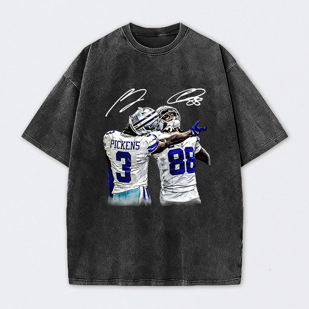 Vintage Close-Up Football Athlete Signature Graphic Washed T-Shirt