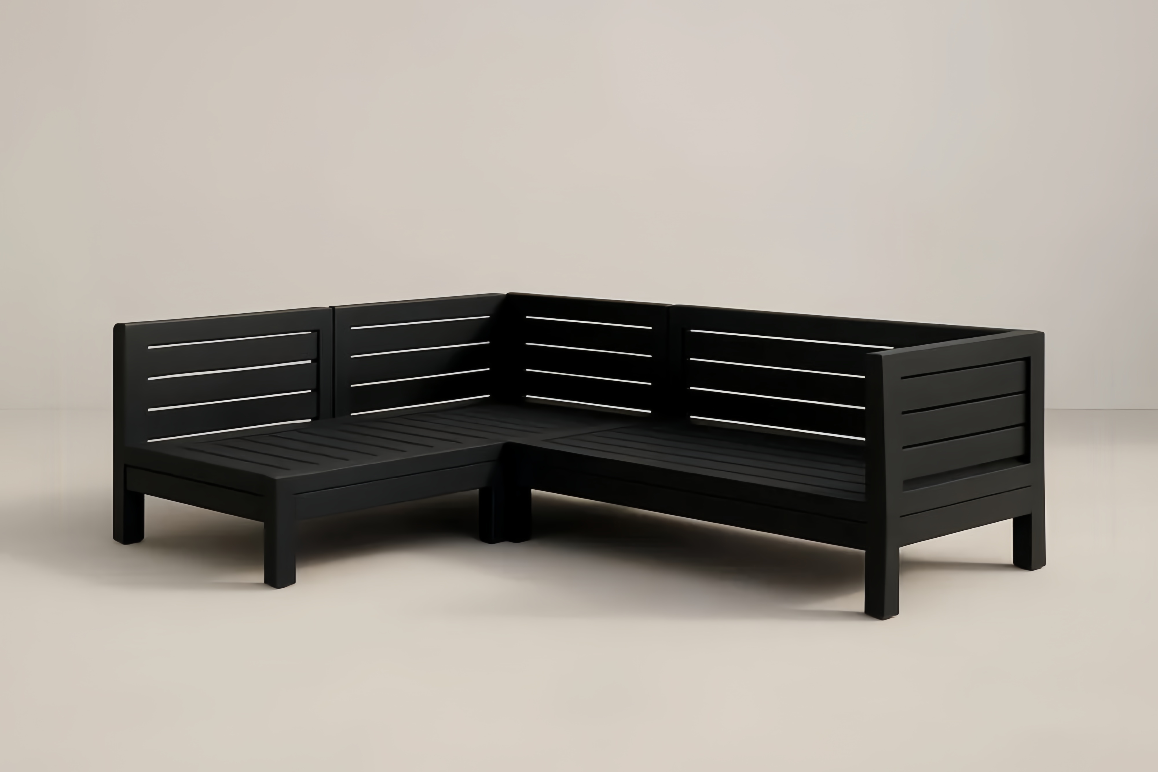 Czarny narożnik ogrodowy z aluminium