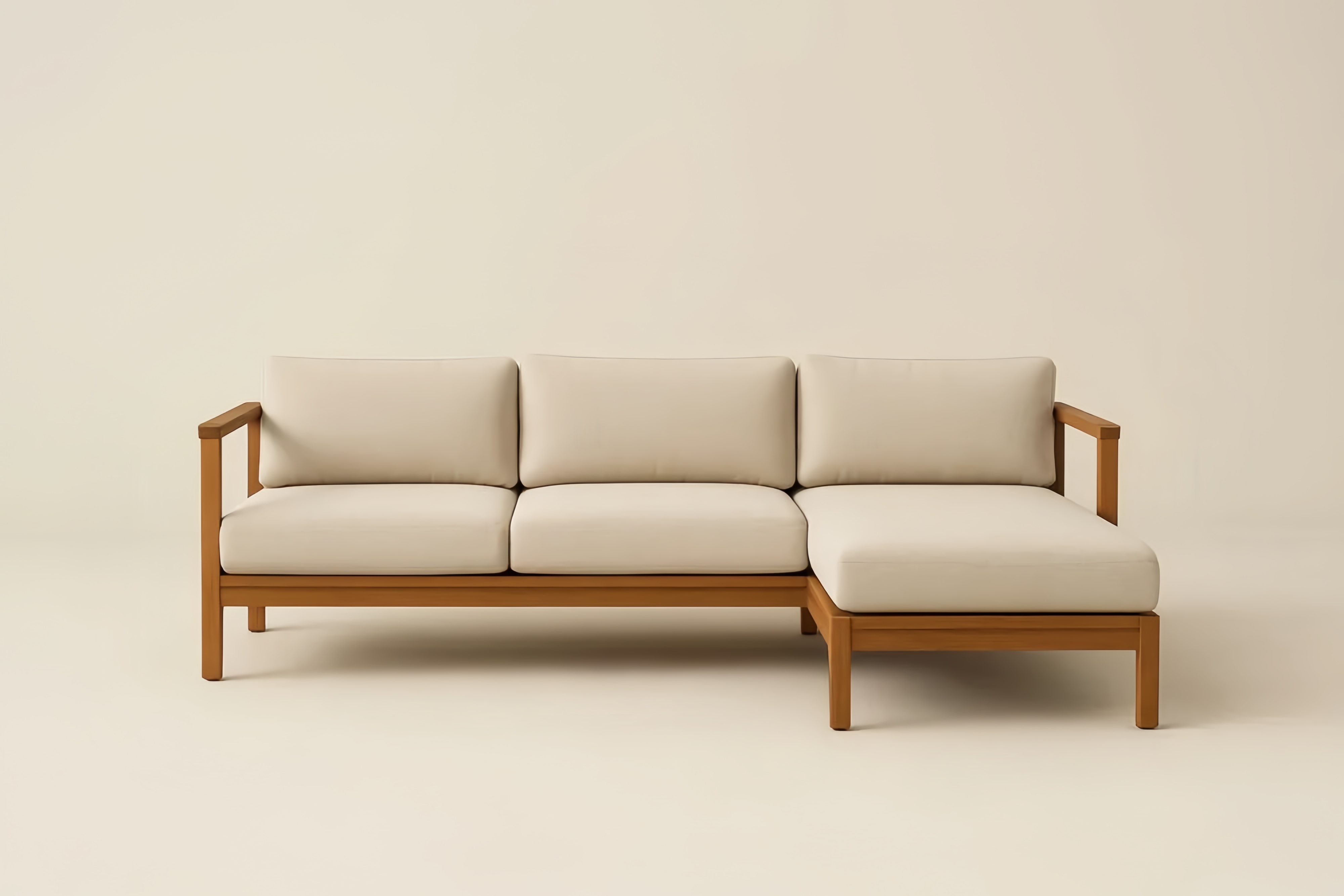 Beżowa sofa z leżanką, drewniana rama i tapicerka odporna na warunki atmosferyczne