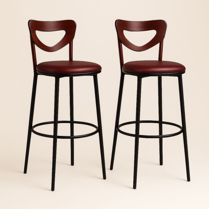 Zestaw 2 krzeseł barowych drewnianych z metalowymi nogami i skórzanym siedziskiem bordowe
