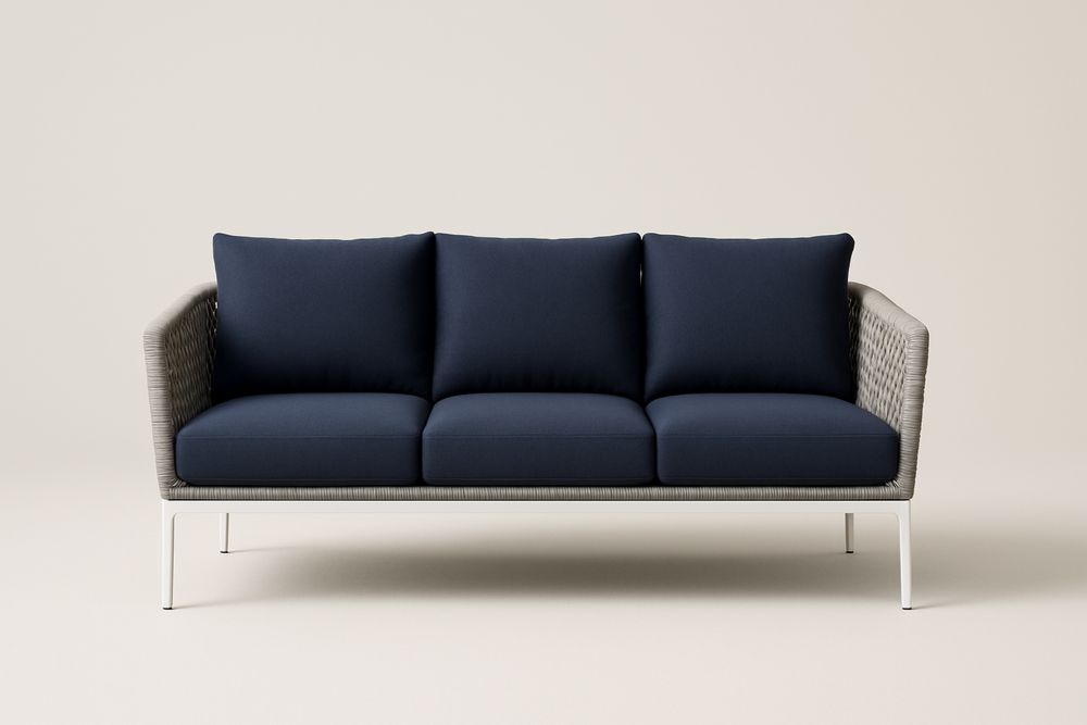 Sofa trzyosobowa z plecionką zewnętrzną granatowe poduszki stalowy stelaż