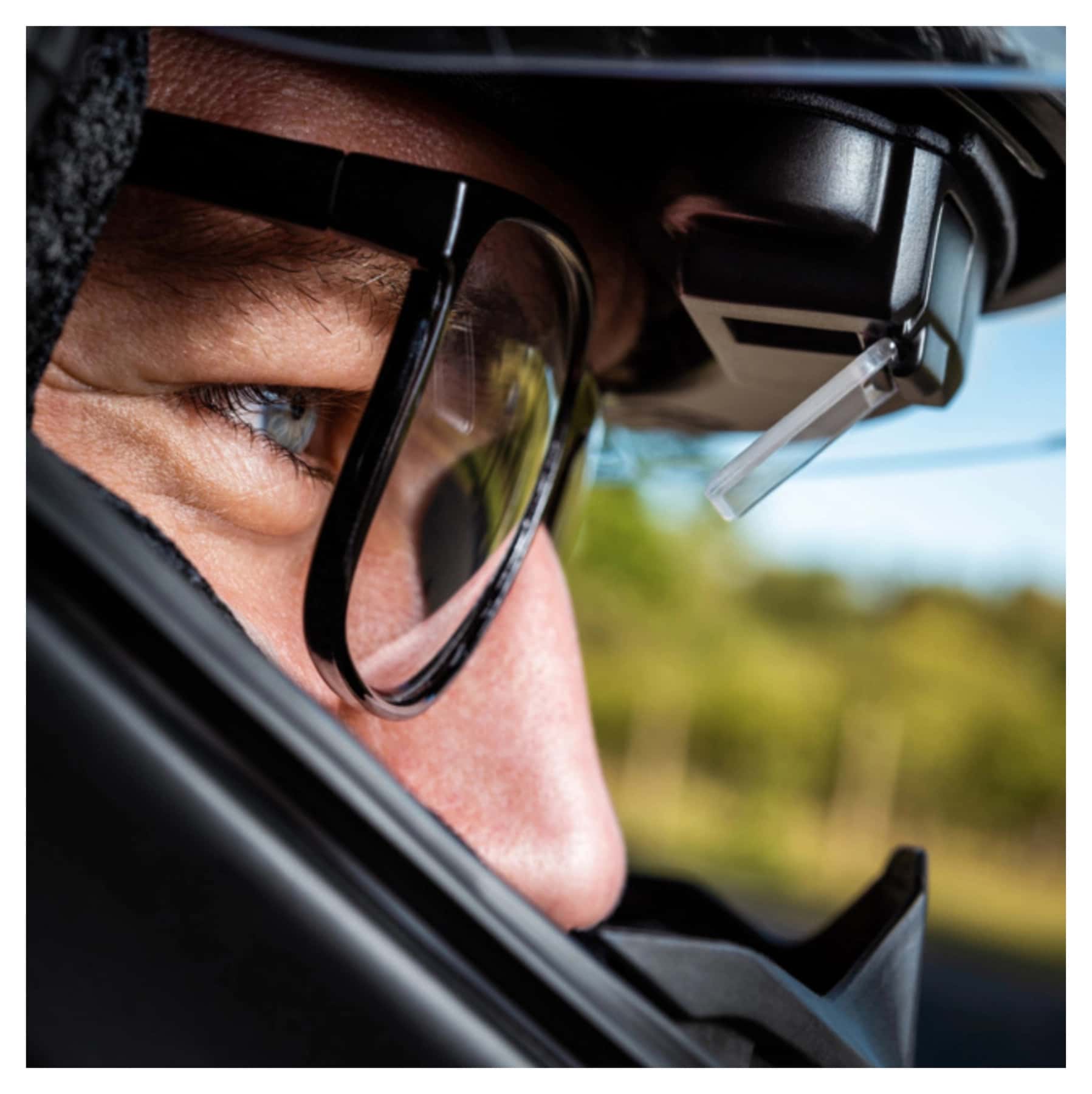 Motorcycle Head-Up Display – Your digital co-pilot for the road ahead.