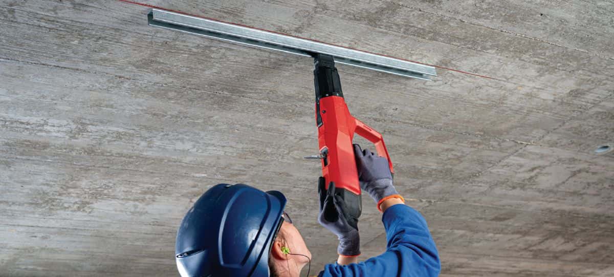Heavy-Duty Powder-Actuated Nailer – Fast, Powerful & Built for Serious Construction