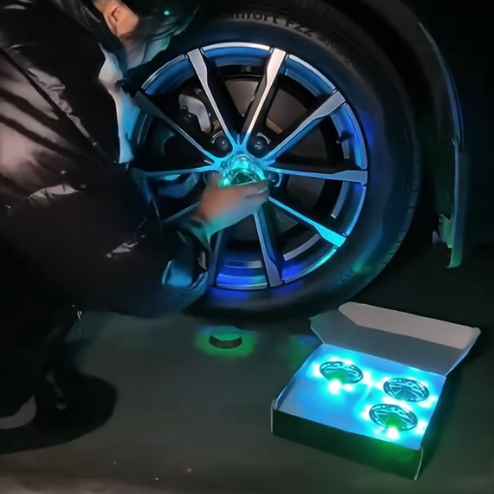 Car Wheel Hub LED Light – Waterproof Solar Powered Flashing Tire Decoration