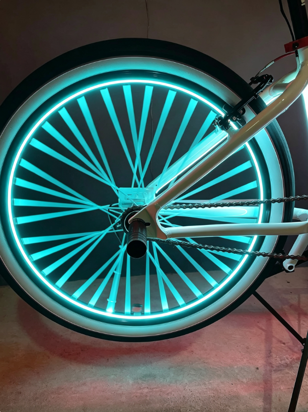 Light Up Your Ride – Turn Every Street Into a Runway ✨🚴‍♂️