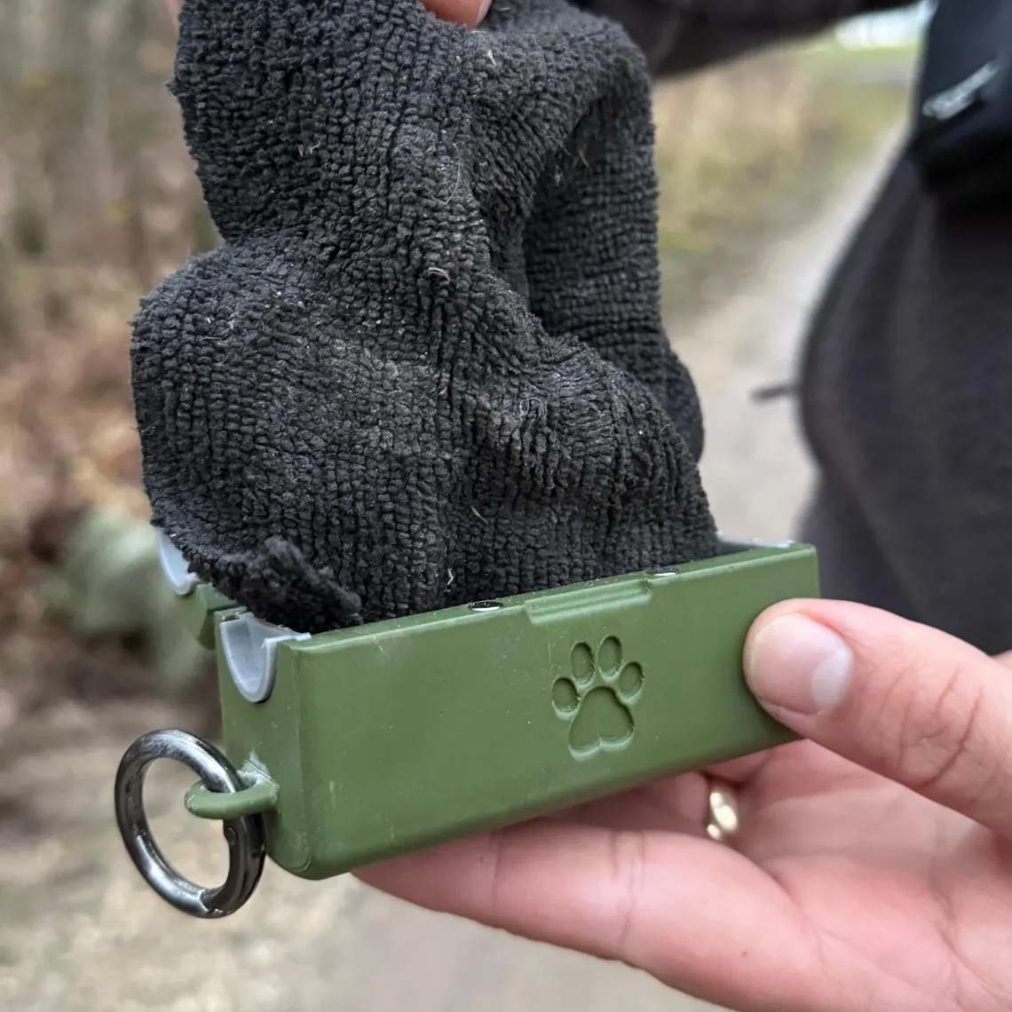 Leash Cleaner