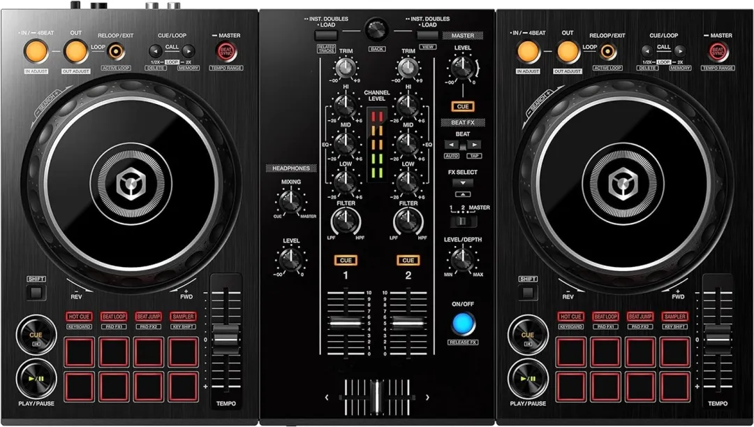 THE BRAIN FOR YOUR DJ RIG 5‑Hr Battery. XLR/TRS Outputs. Zero Latency.