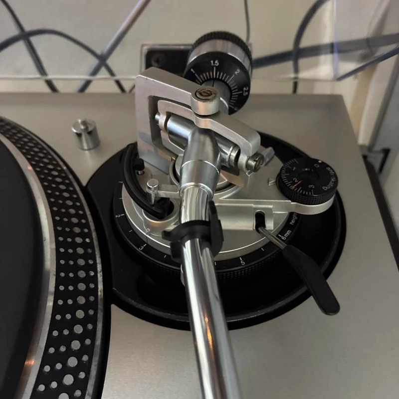 Replacement Tonearm : For Direct-Drive Turntables