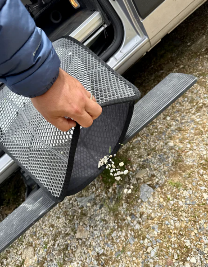 Camper Doormat with Easy-Empty Dirt Collection