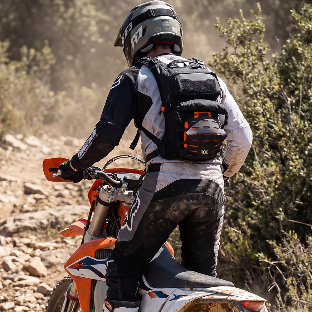 10L Motorcycle Riding Backpack with Back Protection