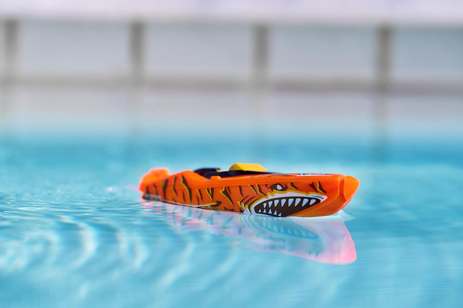 Water-Powered Racing Yacht Toy Set – Self-Propelled Dynamic Pool Boat ⛵💦