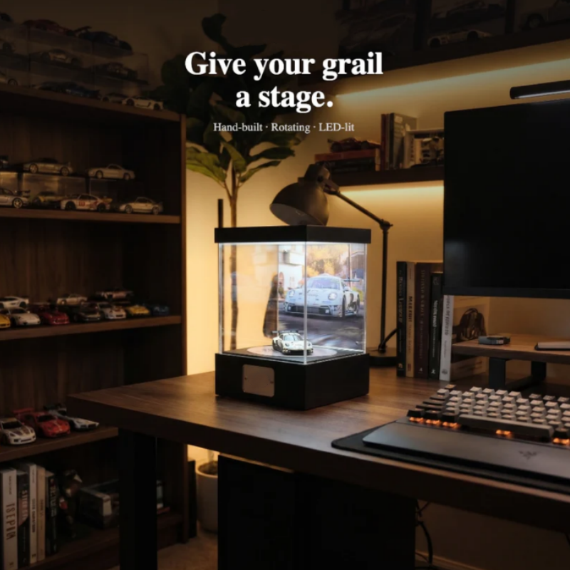 Rotating Display Stage  360° LED Showcase for 1:64 Scale Cars